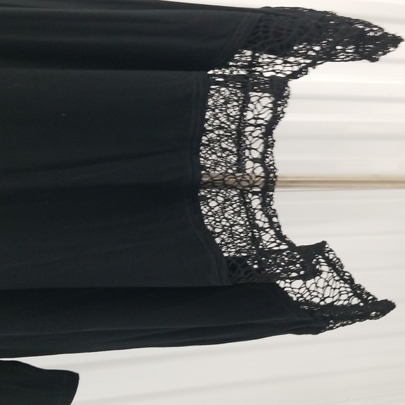 Cupio Woman Black Cold Shoulder With Lace Bottom Top - Picture 4 of 7